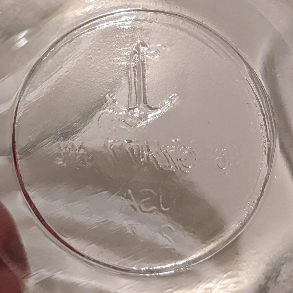 Anchor Hocking Clear Glass Bowls Set of 4
